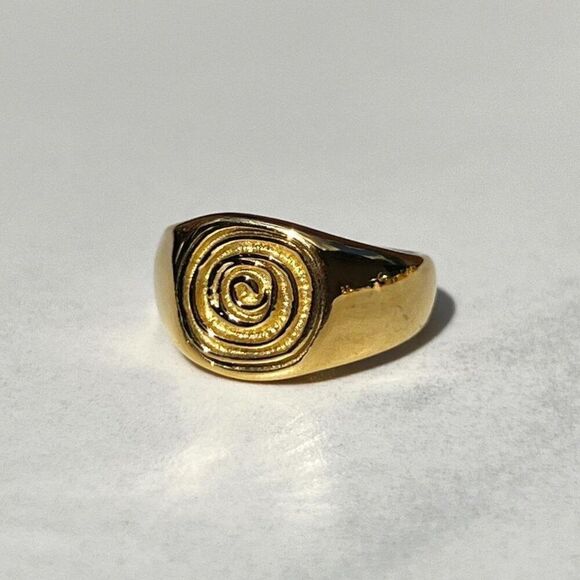 New! “Mila” Engraved Swirl Chunky Gold Ring - Picture 2 of 3